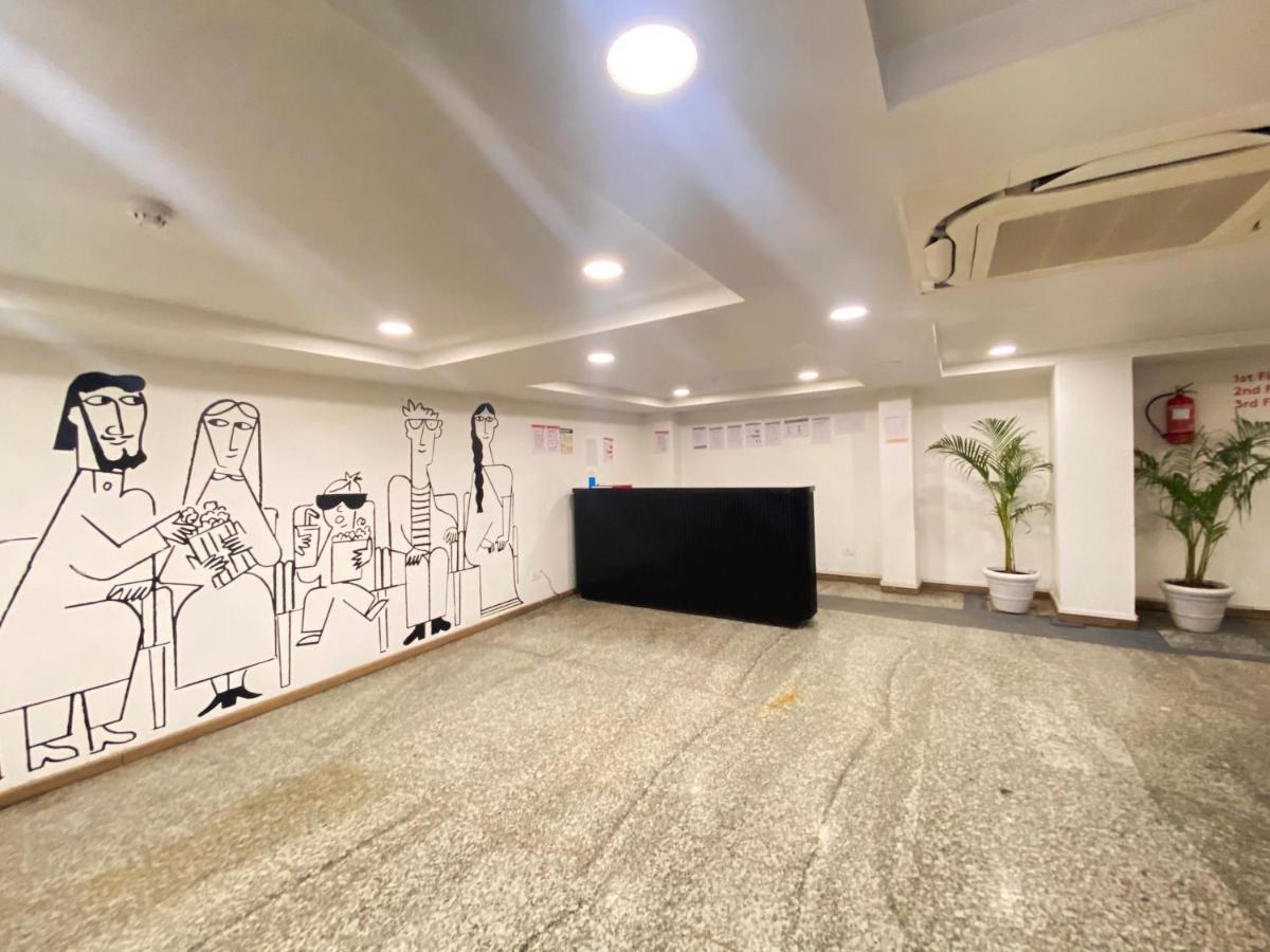 Hotel Golden Saffron By Qotel-Punjabi Bagh New Delhi Exterior foto